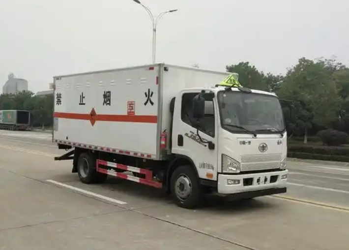 宁江爆破器材运输车可以上高速吗？